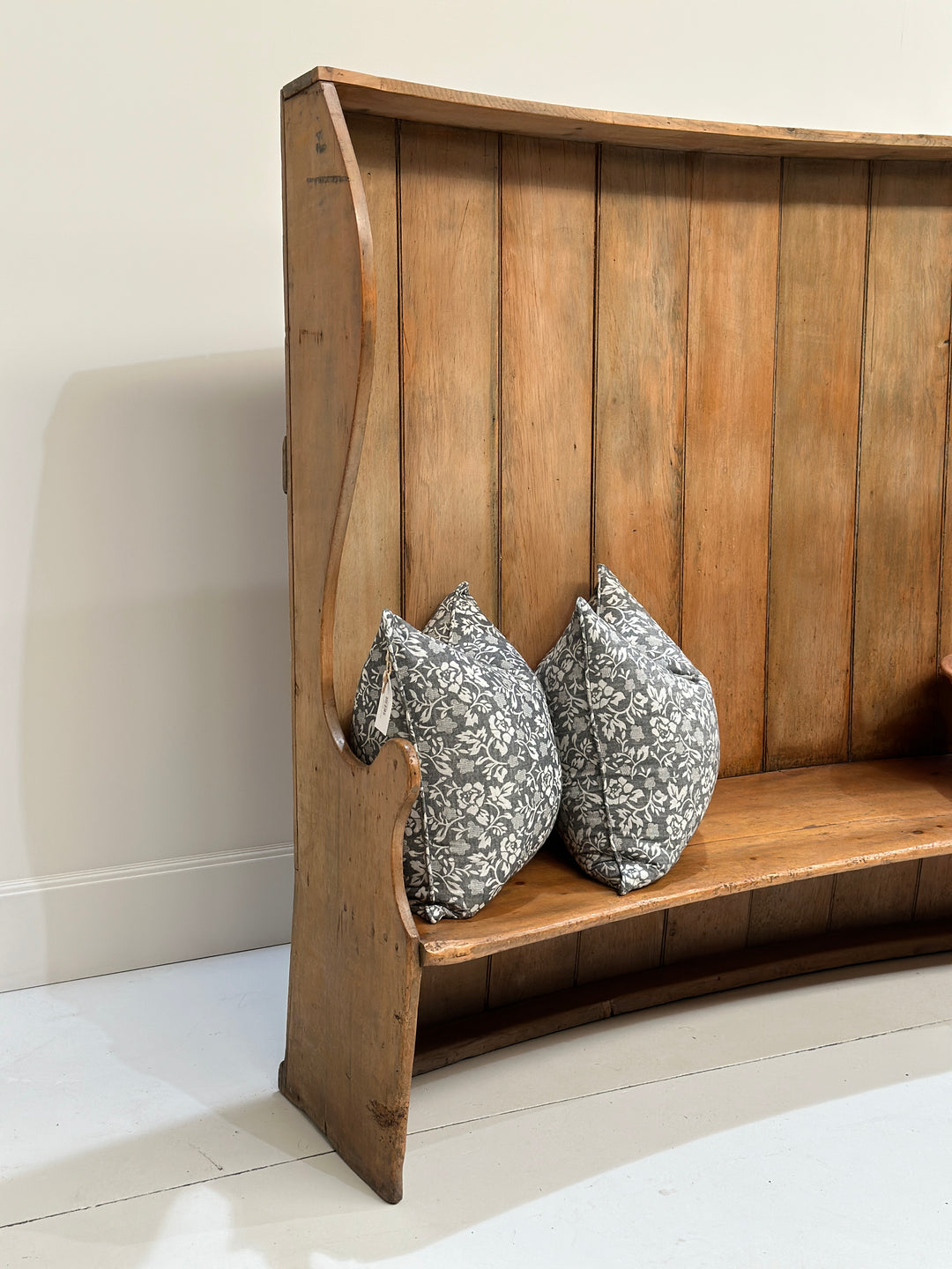 Antique Welsh Pine Settle