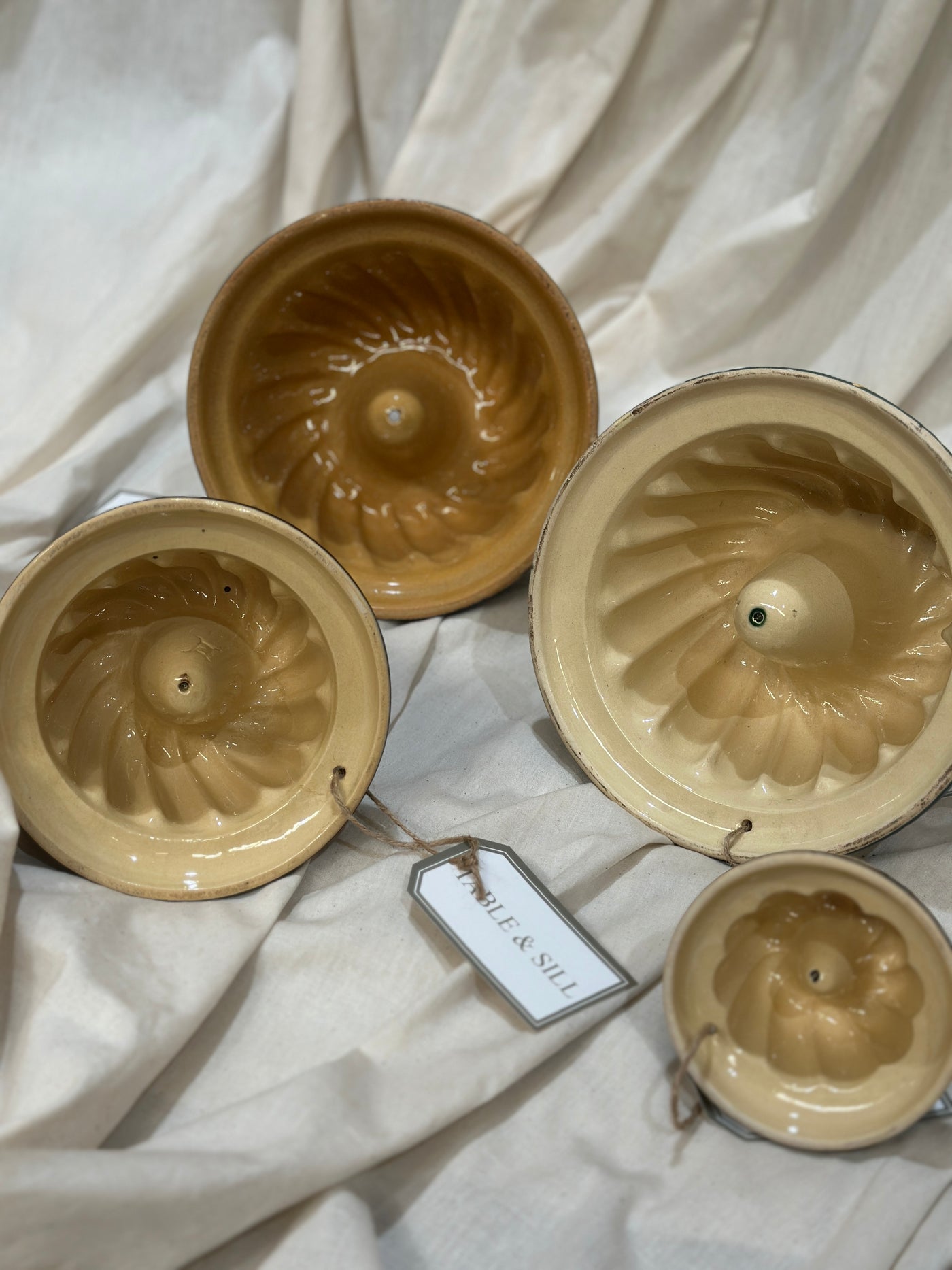 Vintage French Alsace Mould L