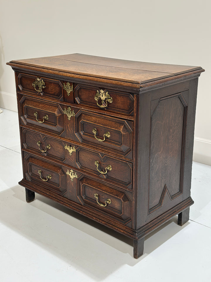 17th Century English Oak Chest Of Drawers