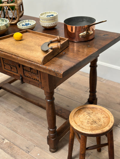 18th Century Spanish Colonial Preparation Table