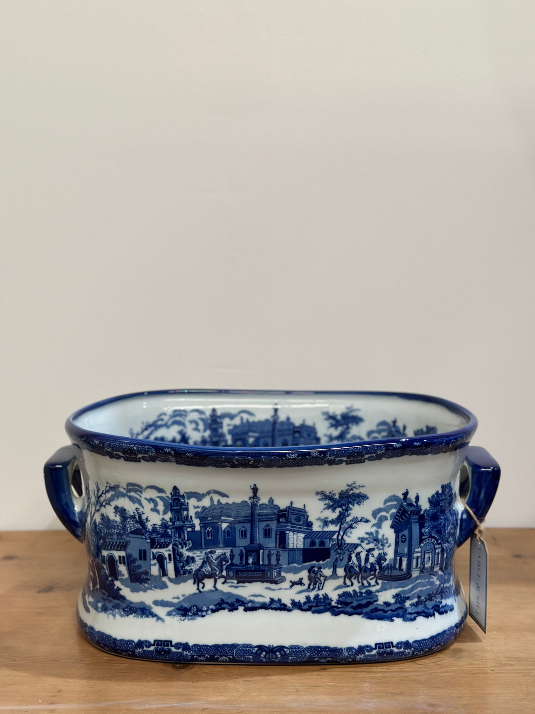 English Ironstone Basin (B)