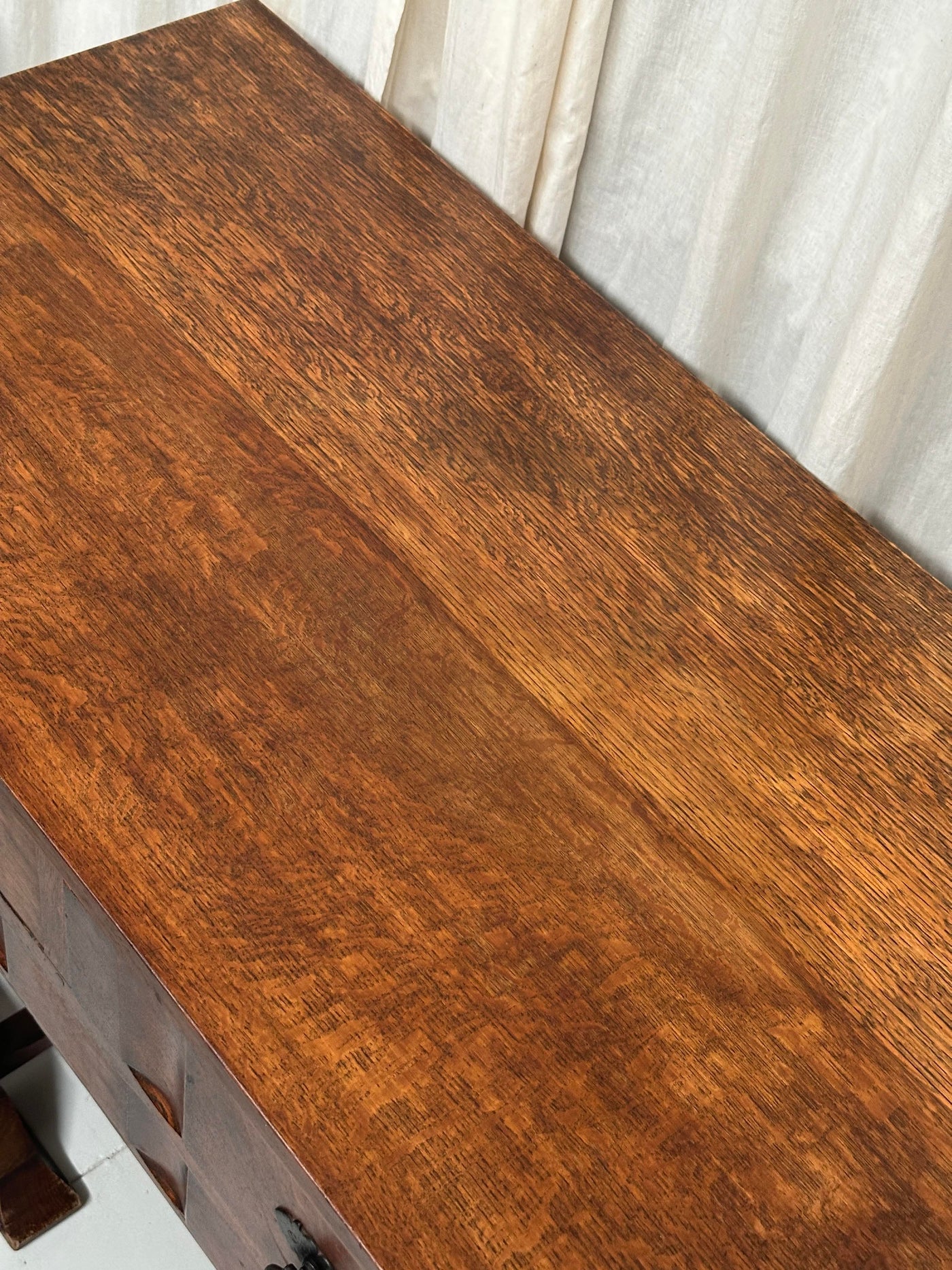 English Arts & Crafts Oak Buffet