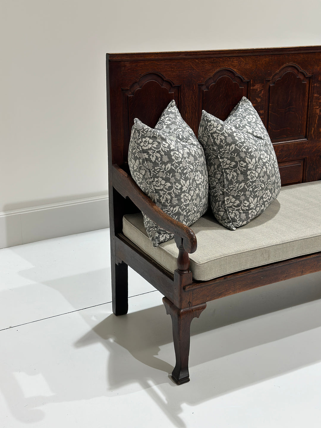 Antique English Oak Settle