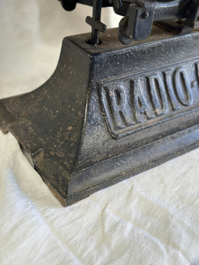 Antique Radio Malt Baby Scales