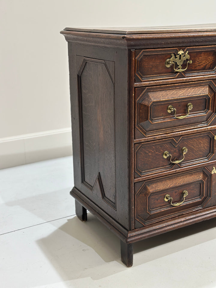 17th Century English Oak Chest Of Drawers
