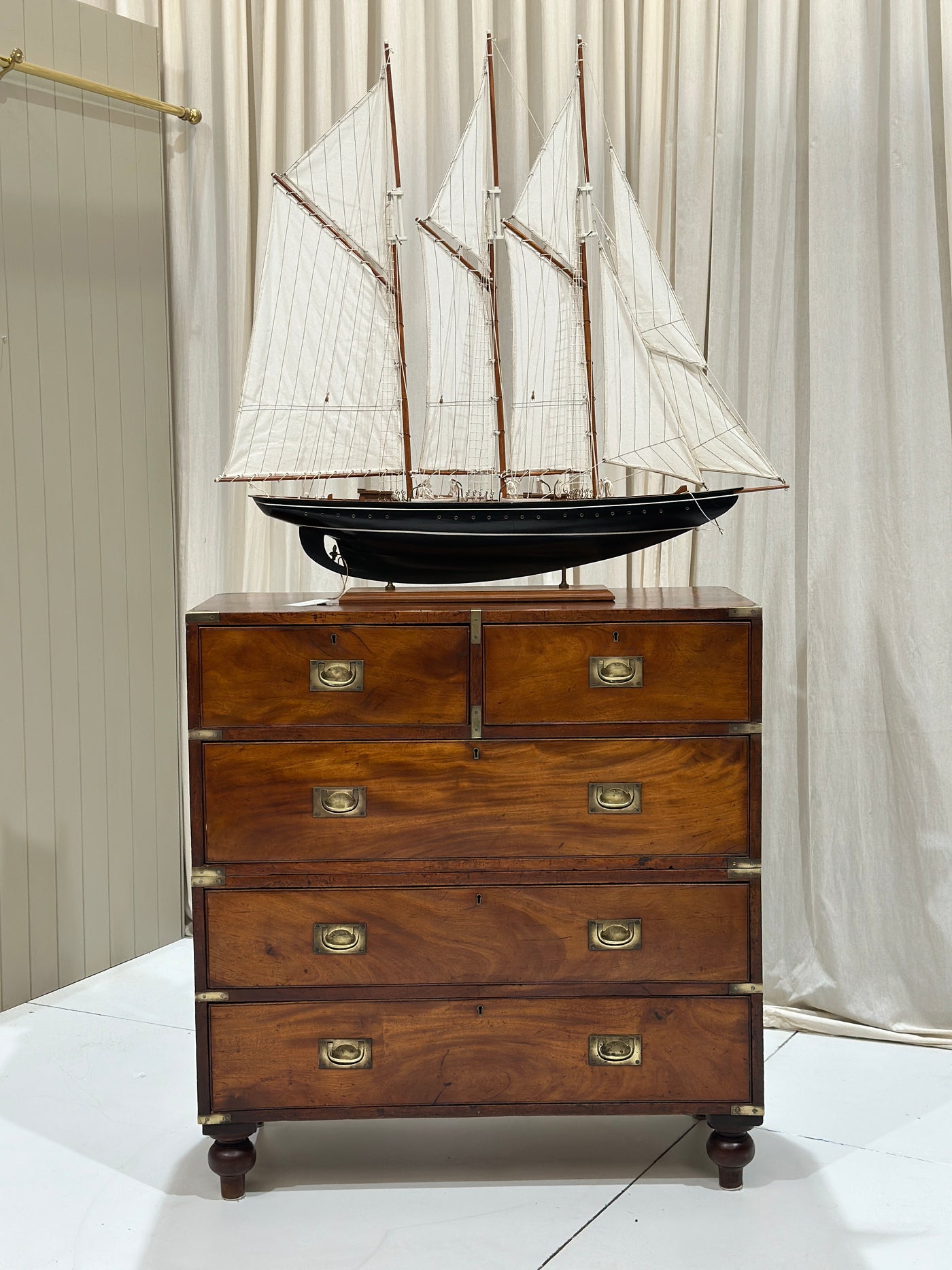 English Military Campaign Chest
