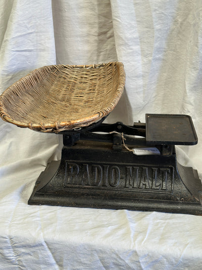 Antique Radio Malt Baby Scales