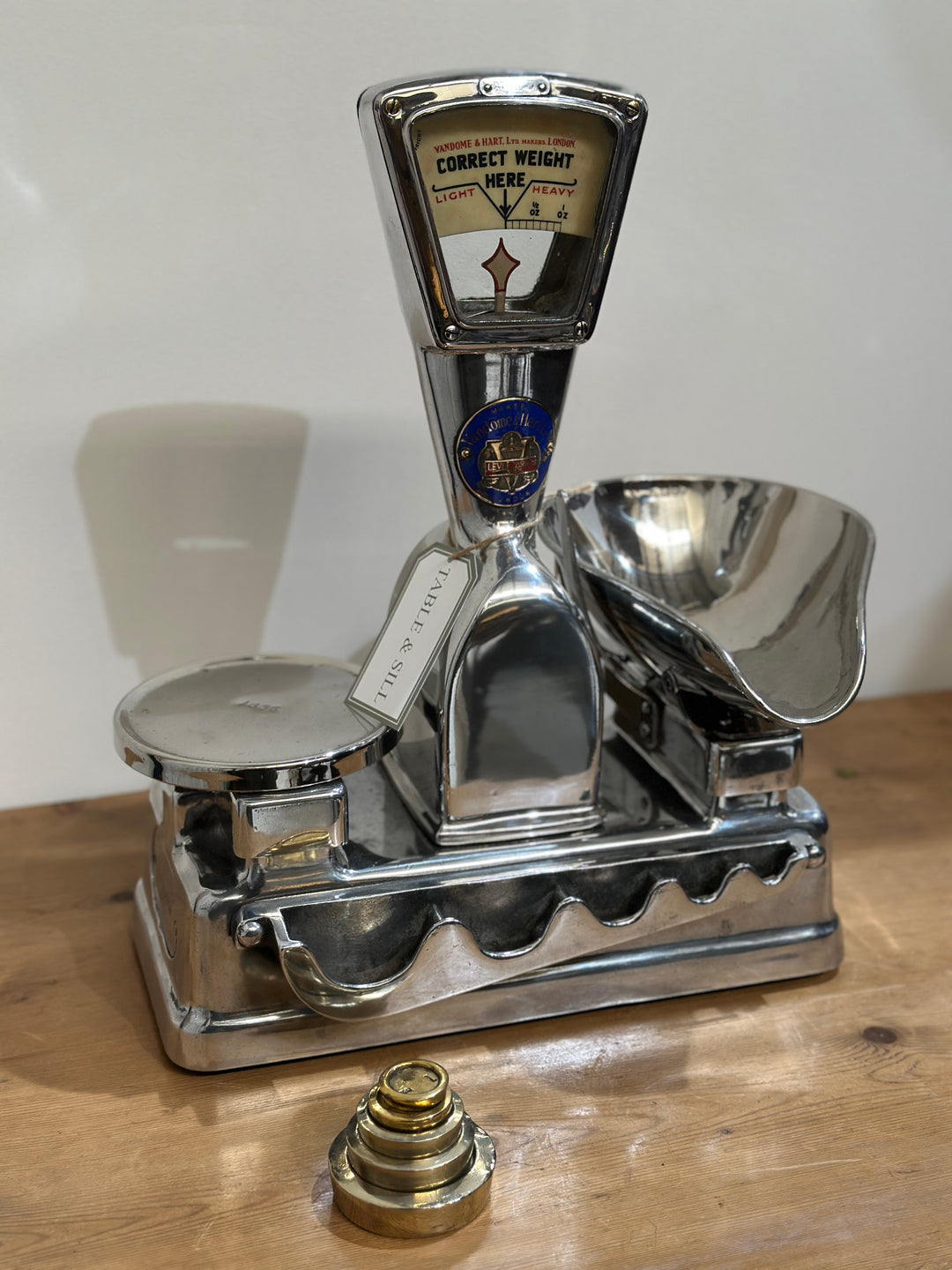 English Vendome Lolly Scales