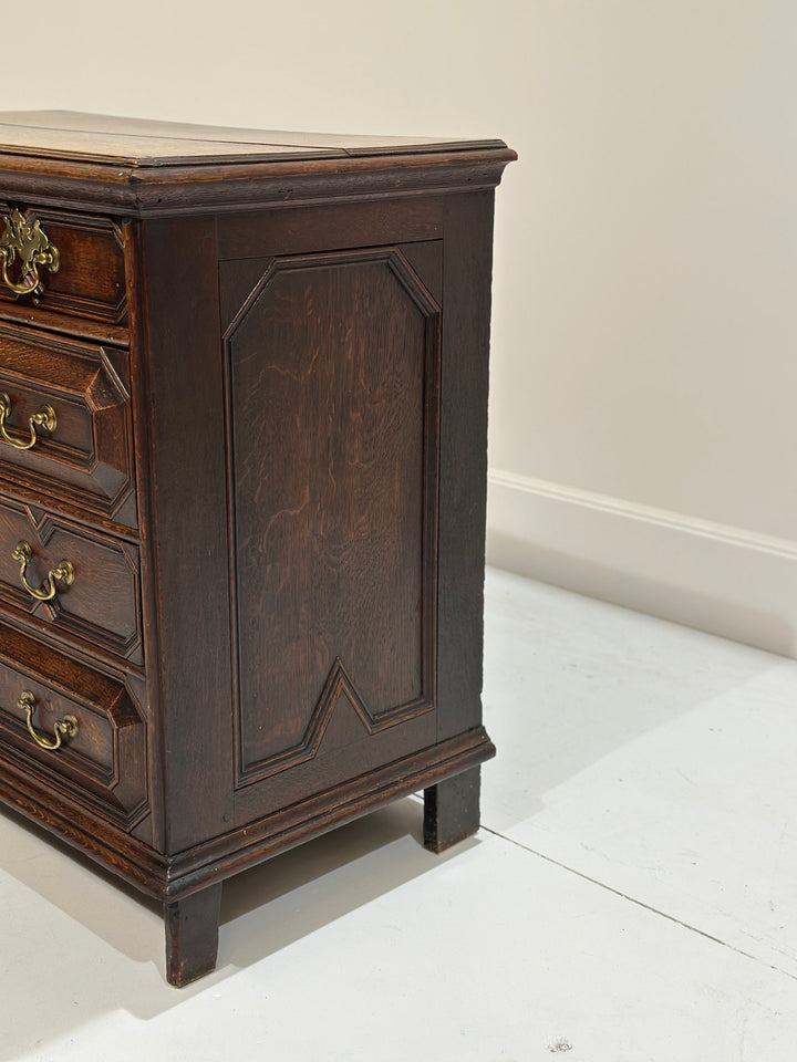17th Century English Oak Chest Of Drawers